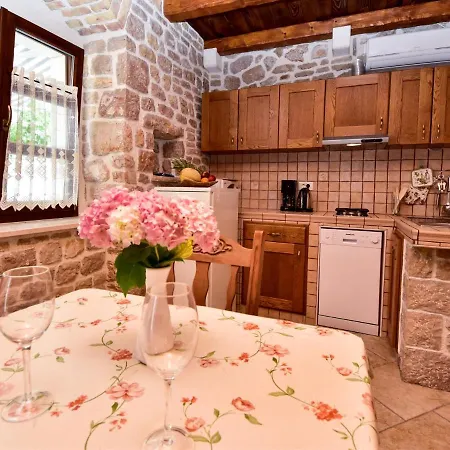 Vakantiehuis Josipa By Interhome
